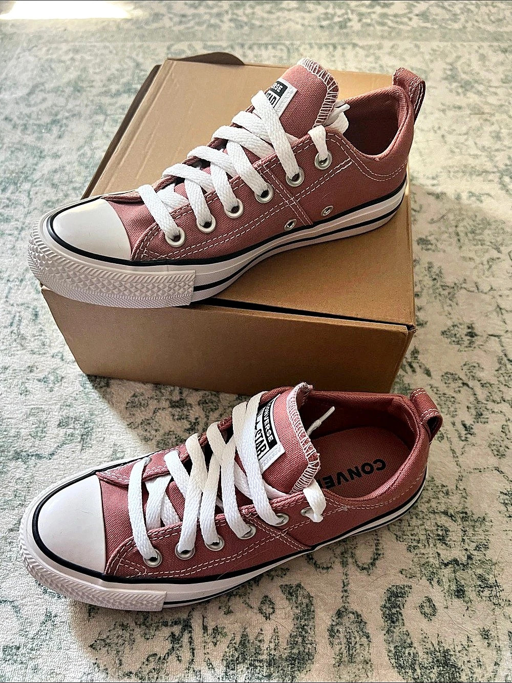 Converse Chuck Taylor All Star Madison Ox Pink & White US 6.5